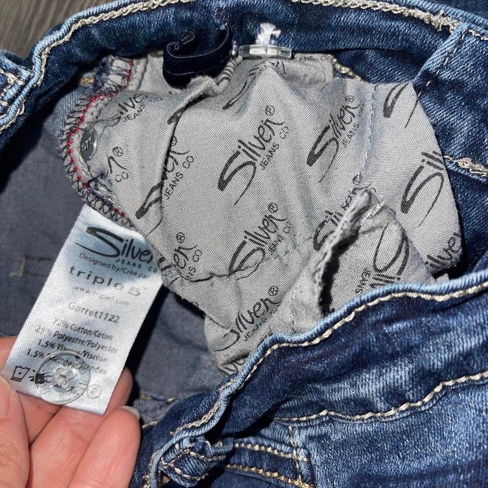Silver Jeans Co Garret Kids Medium Wash Straight Leg Denim Garret1122 Size 4 - Picture 4 of 6
